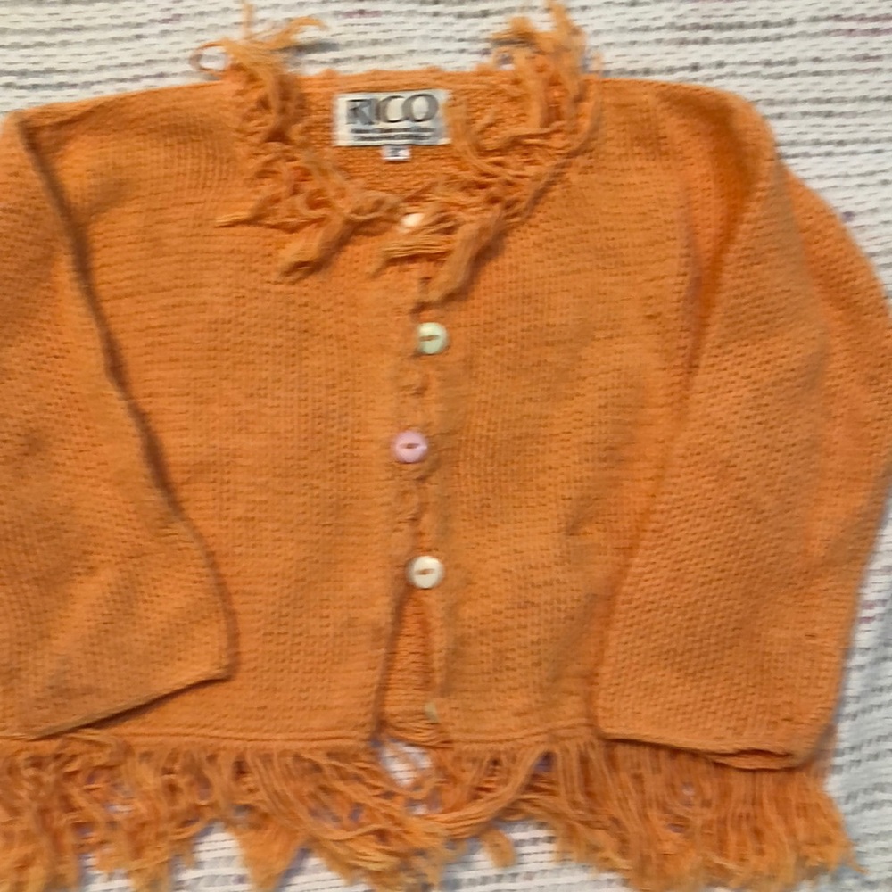 Girls 100% cotton sweater with fringes and multi colored button on front